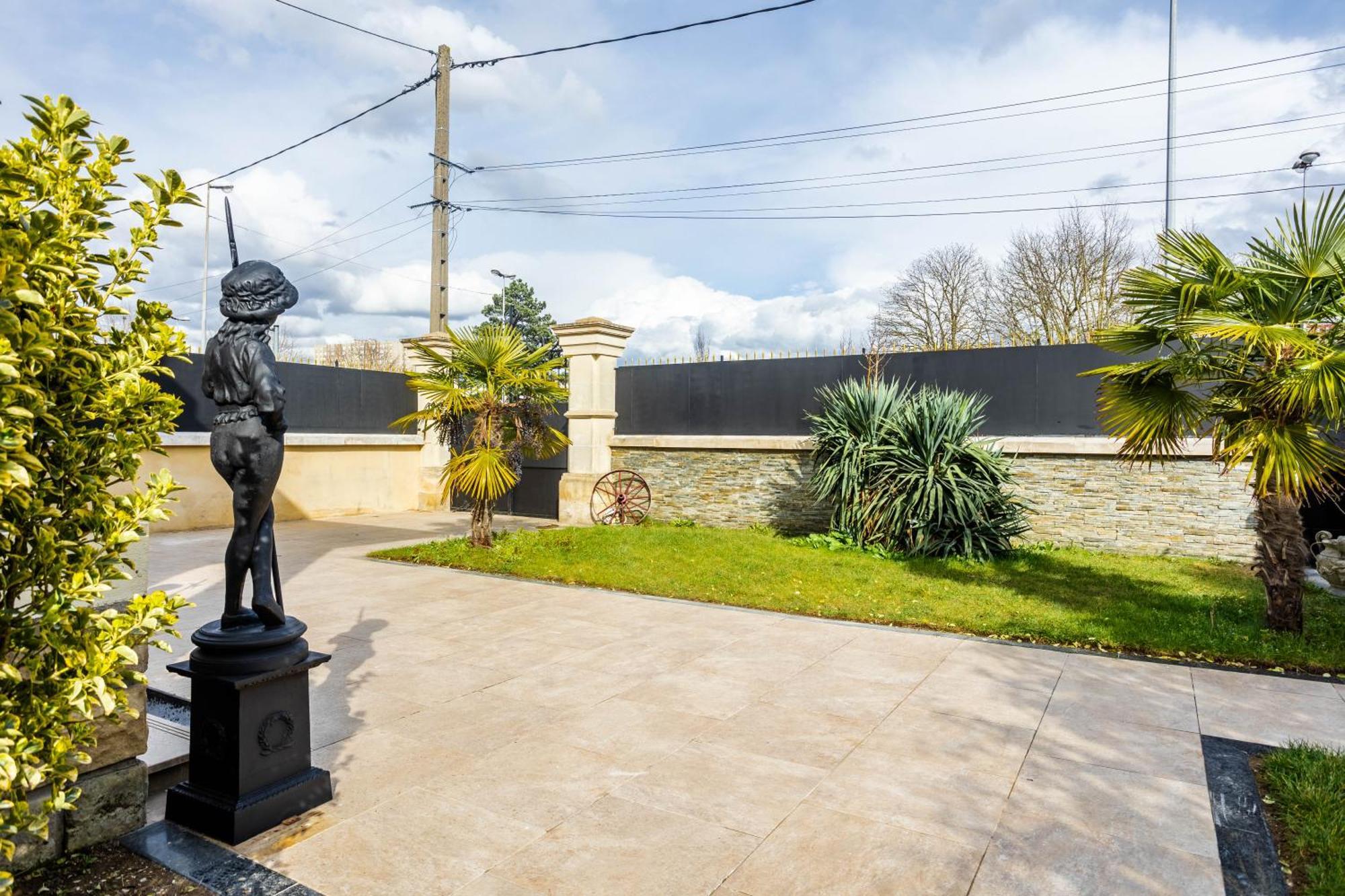 Studio Paisible Proche De Paris Et Disneyland Neuilly-sur-Marne Buitenkant foto